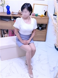 由加